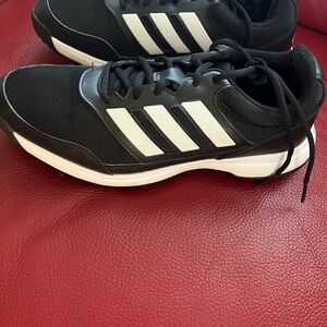 Adidas Men's Black and White Golfing Shoes